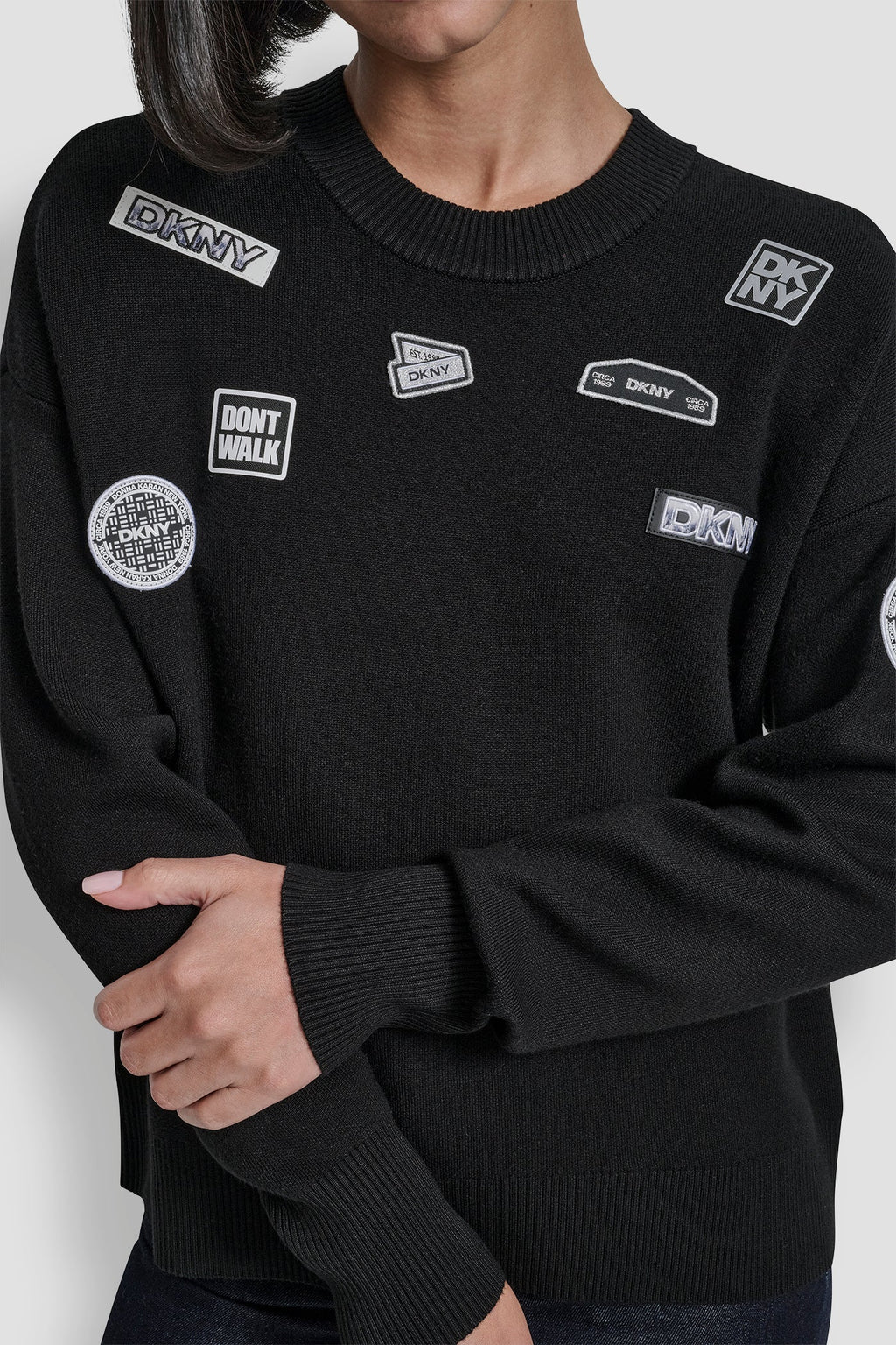 DKNY PINS AND PATCHES SWEATER